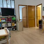 Cosy Et Familiale Dans Le Marais